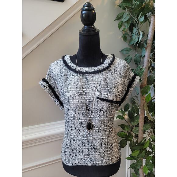 LOFT Short Sleeve Sweater Women Size M Black White Tweed Knit Blouse Workwear - Picture 1 of 10